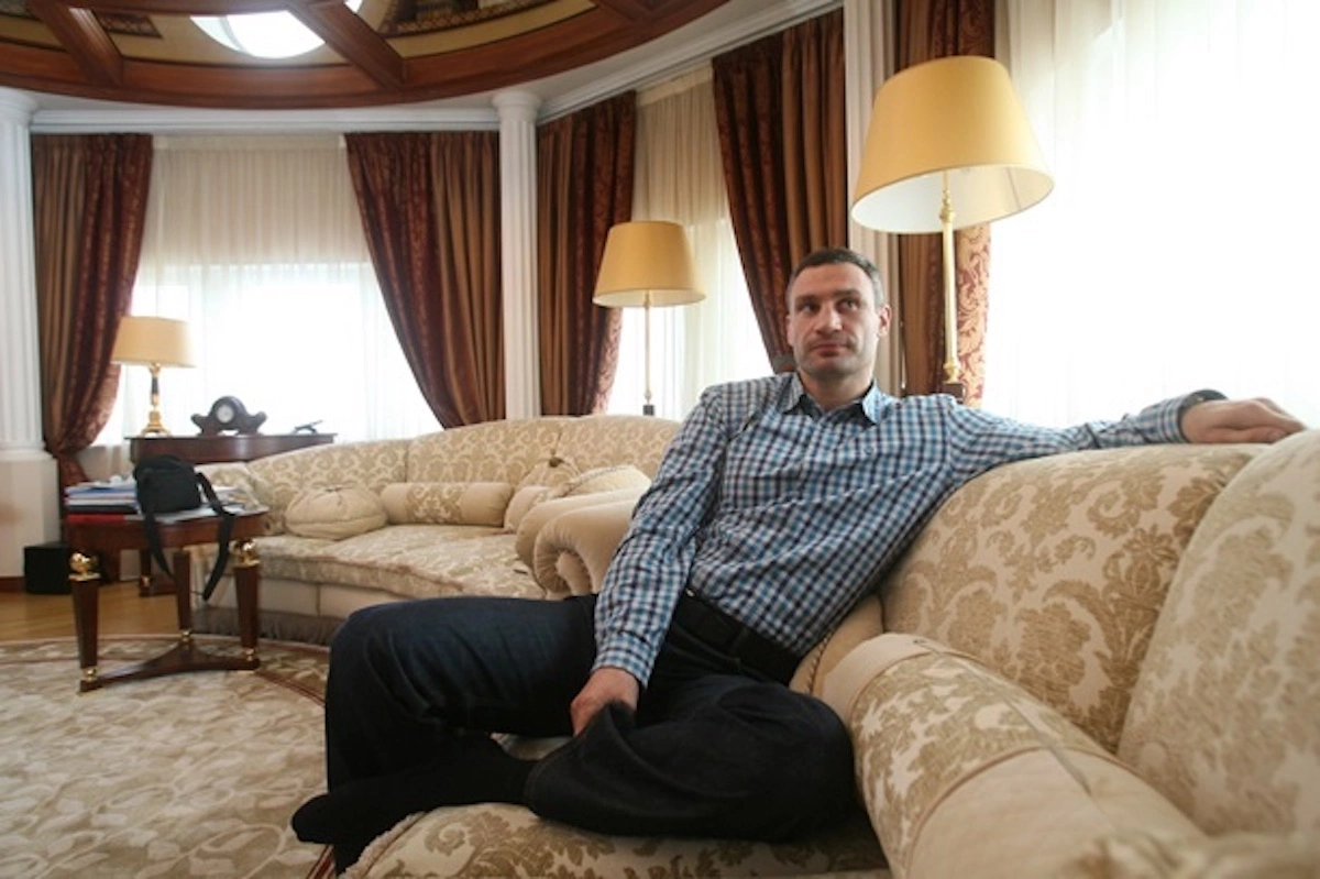 «Також був здивований»: Кличко розповів про відсутність світла у квартирі