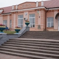 Російські війська пошкодили 100-річний вокзал на Житомирщині — пам’ятку «цегляного модерну»
