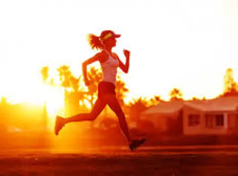 Зустрічайте літо з SUNONMYRUN у Києві!